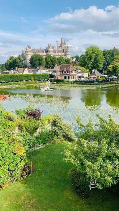 Maison De Charme Avec Vue Sur Chateau Pierrefonds Eksteriør billede